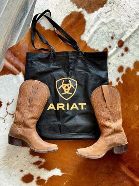 Women’s Ariat Cowboy Boots